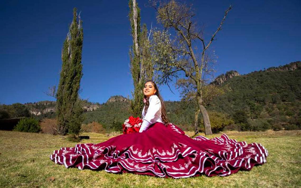 Estilo y Glamur | Un vestido inspirado en las escaramuzas - El Sol de  Tlaxcala | Noticias Locales, Policiacas, sobre México, Tlaxcala y el Mundo
