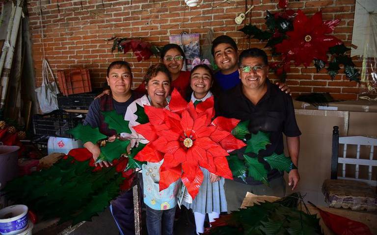 Nochebuena de papel, una creación tlaxcalteca - El Sol de Tlaxcala |  Noticias Locales, Policiacas, sobre México, Tlaxcala y el Mundo
